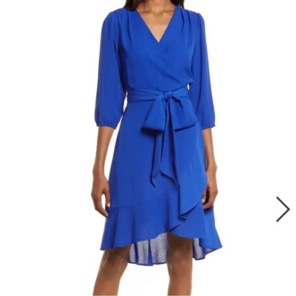 CHELSEA28 Twirl Faux Wrap Dress - Size Medium